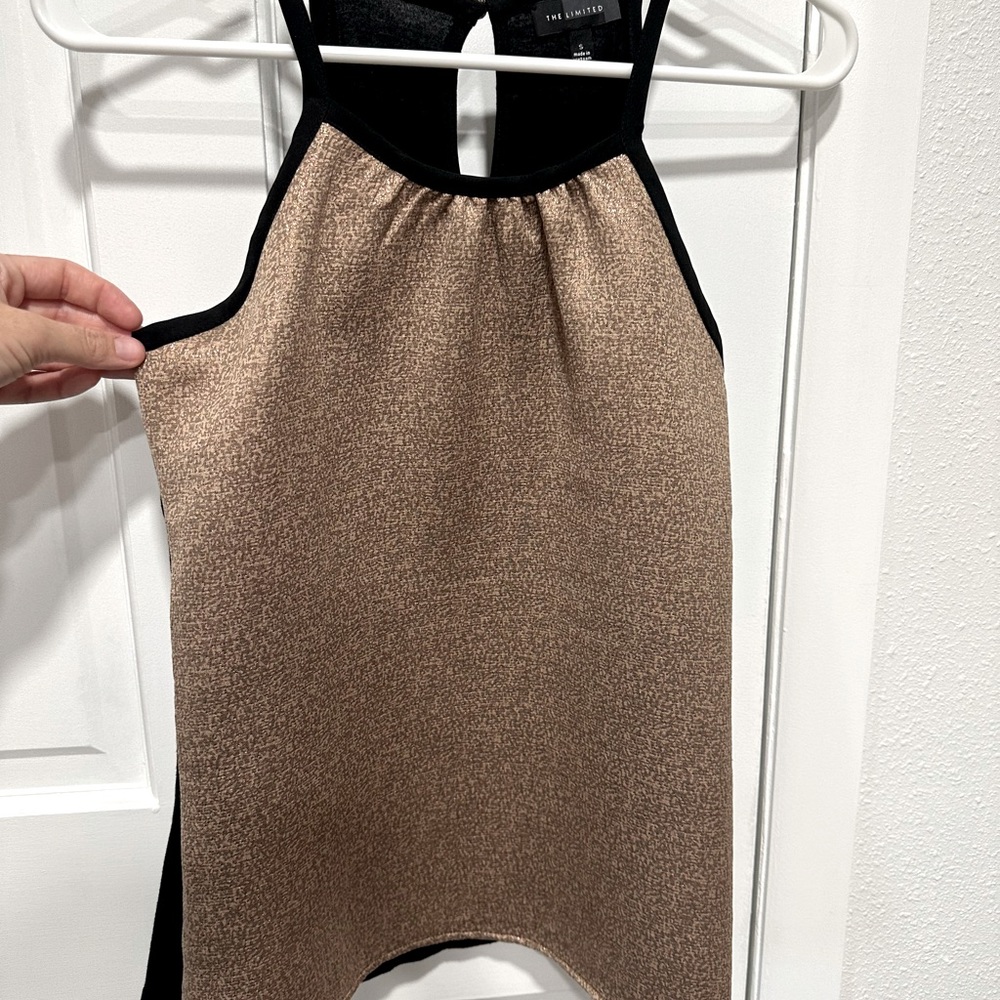 4/$25 Rose gold front spaghetti strap top with black back in size small